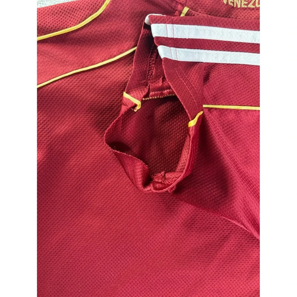 adidas Soccer Jersey Vintage-inspired Mens L Burgundy Embroidered Climacool